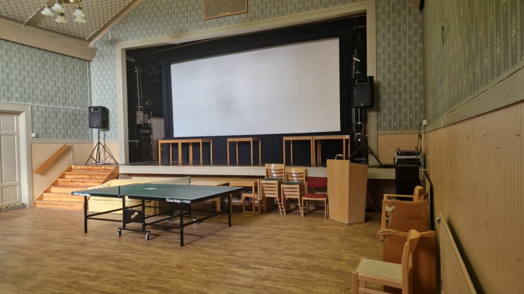 Salong Med Bioduk Och Pingisbord